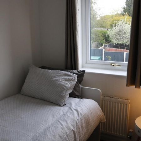 诺丁汉Charming 2 Bed House - Family Friendly别墅 外观 照片